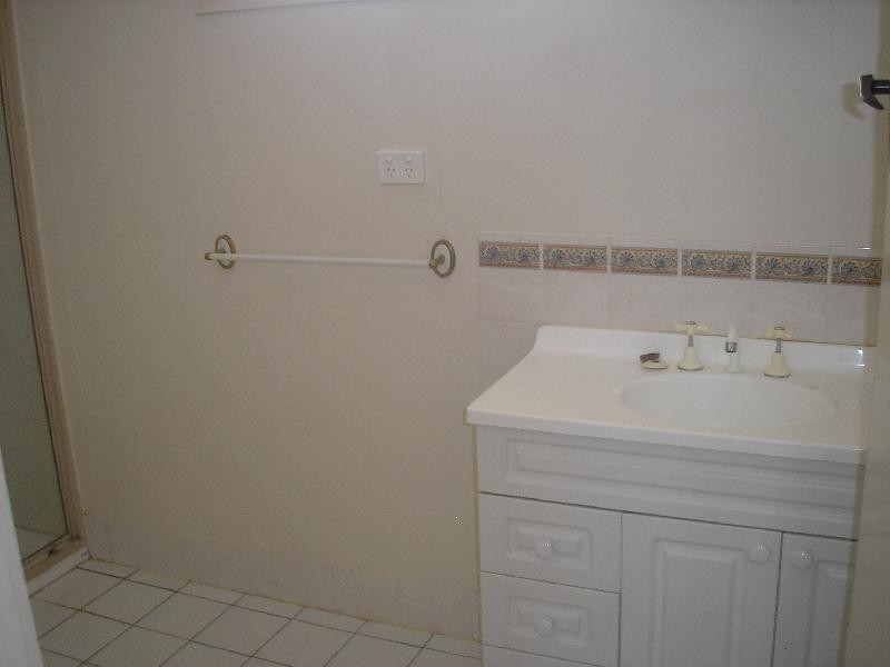 5 Pine Mountain Road, North Ipswich QLD 4305