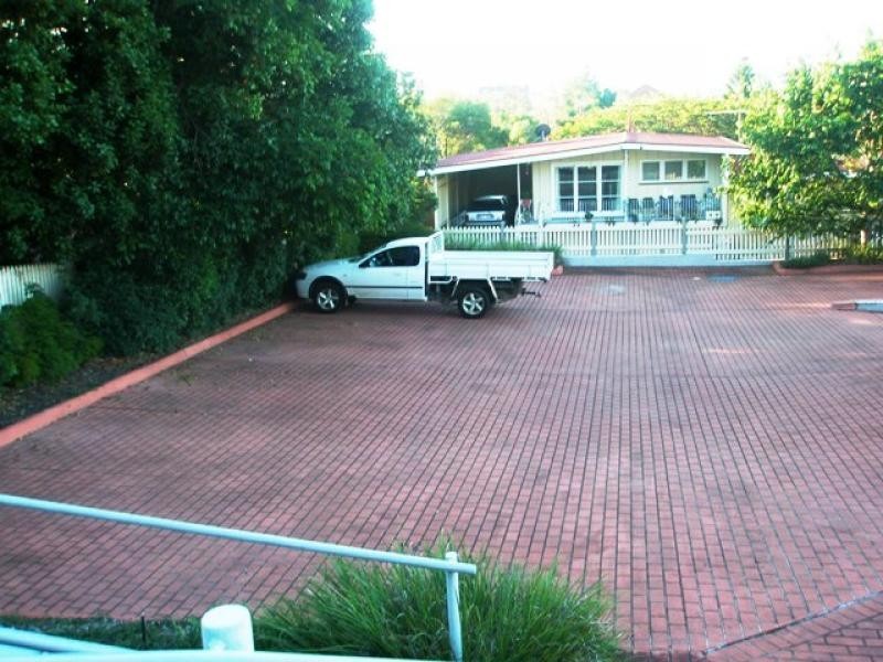 Ipswich QLD 4305