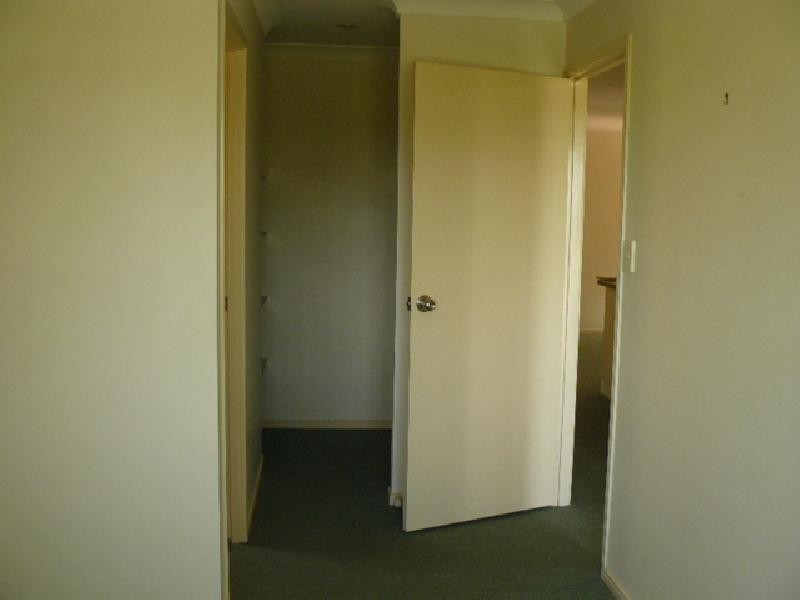 7 Henry Samuel Drive, Redbank Plains QLD 4301