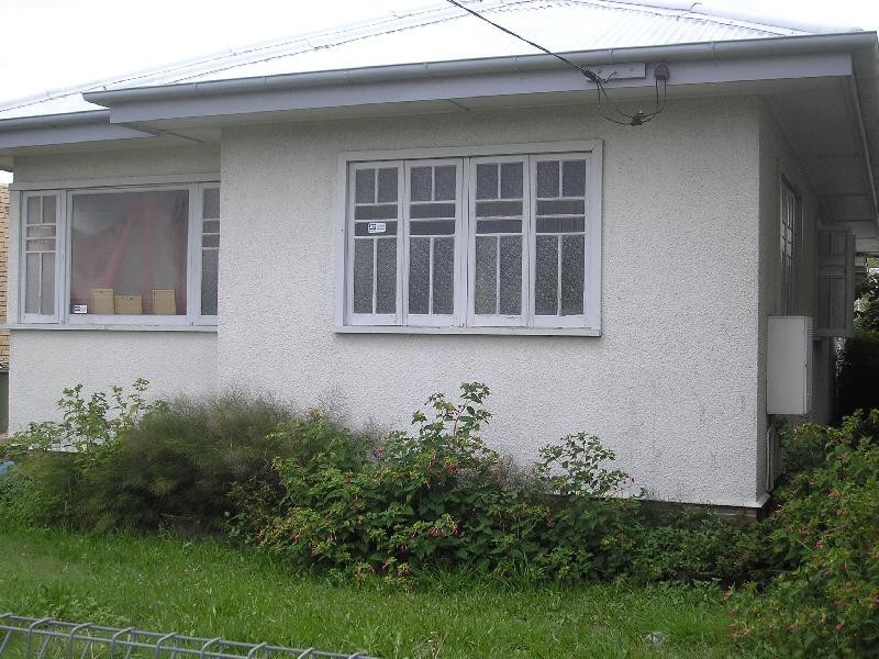 124 Blackstone Road, Silkstone QLD 4304