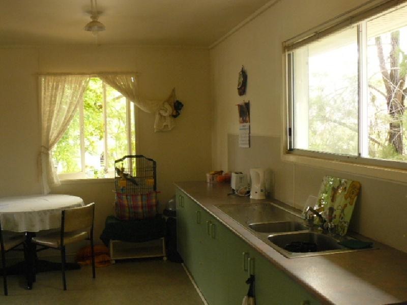 3 Felette Street, Leichhardt QLD 4305