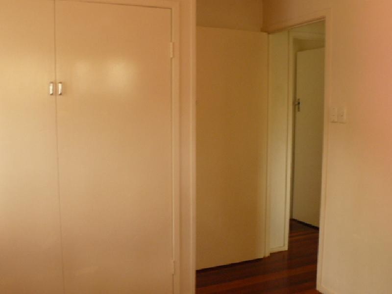 3 Felette Street, Leichhardt QLD 4305