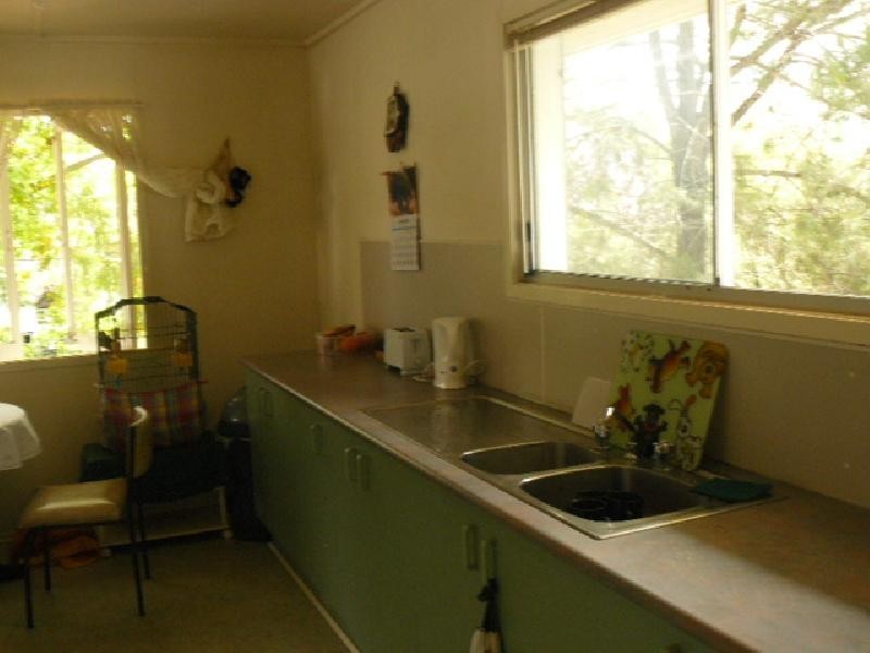 3 Felette Street, Leichhardt QLD 4305