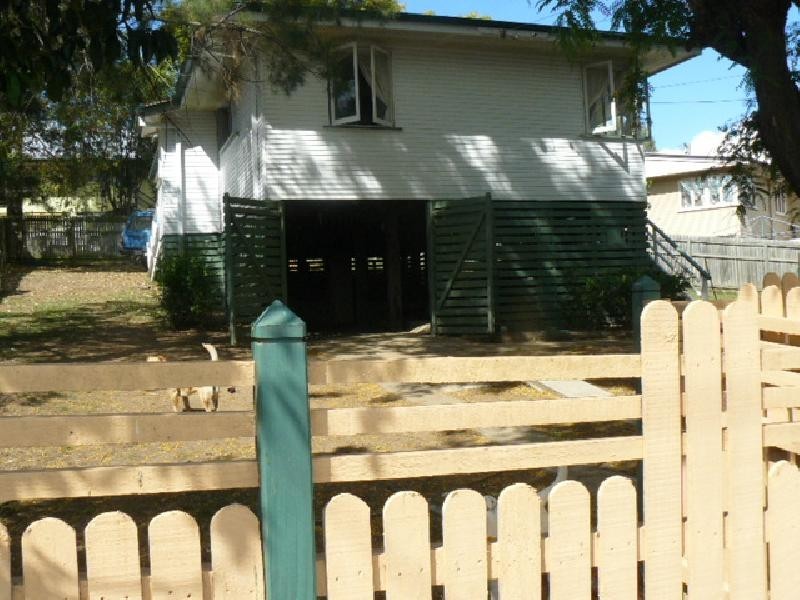 3 Felette Street, Leichhardt QLD 4305