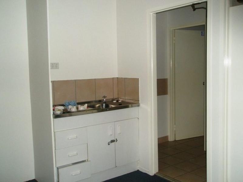 4/ Cnr Thorn and Brisbane Streets, Ipswich QLD 4305