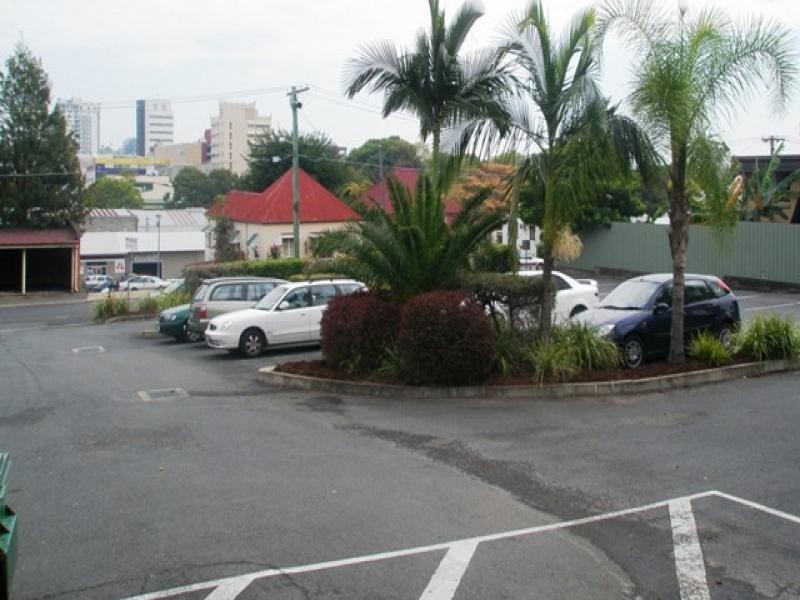 4/ Cnr Thorn and Brisbane Streets, Ipswich QLD 4305