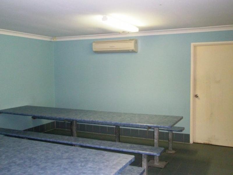 105 Lobb Street, Churchill QLD 4305