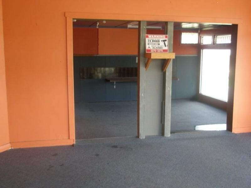 Shops 2 and 3/176 Glebe Road, Booval QLD 4304