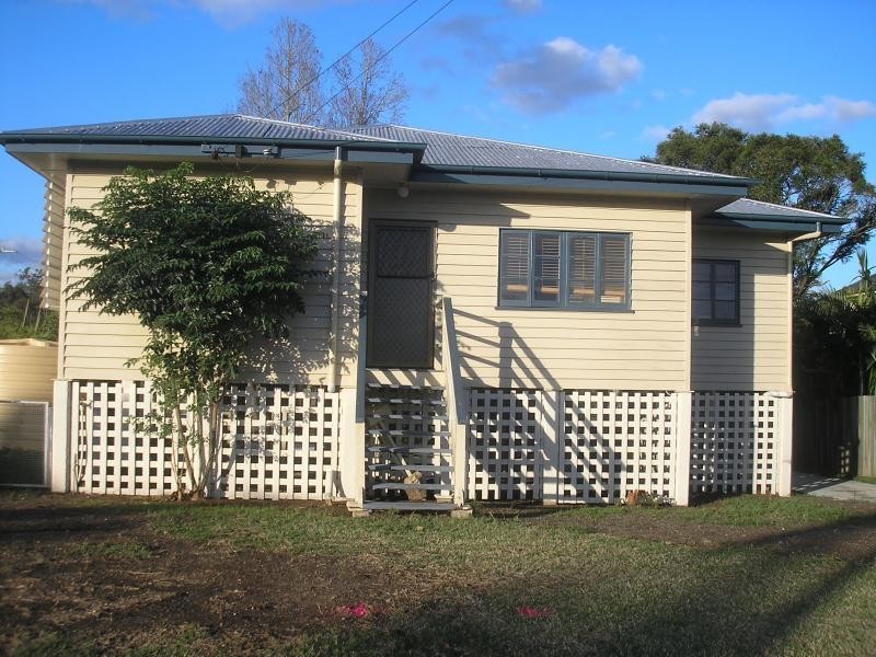 215 Pine Mountain Road, Brassall QLD 4305