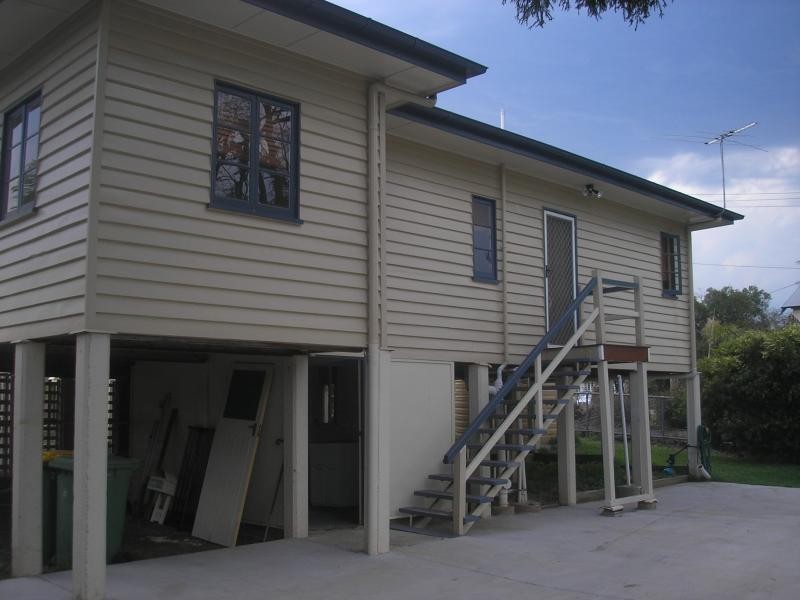 215 Pine Mountain Road, Brassall QLD 4305