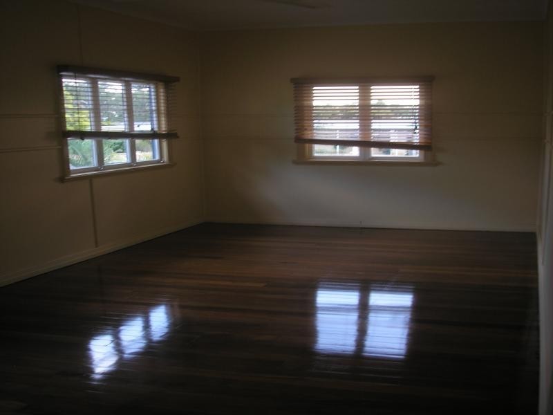 215 Pine Mountain Road, Brassall QLD 4305