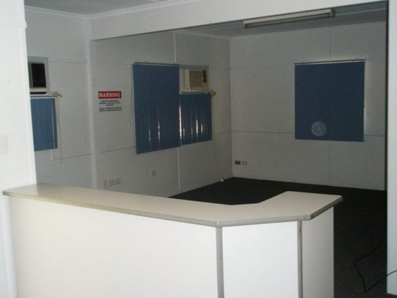 69 Blackstone Road, Eastern Heights QLD 4305