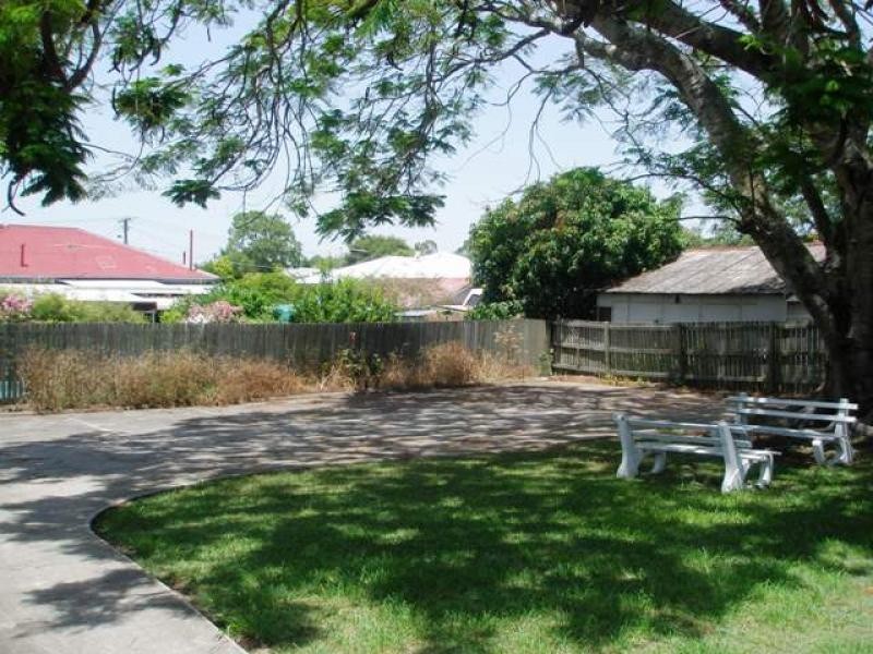 69 Blackstone Road, Eastern Heights QLD 4305