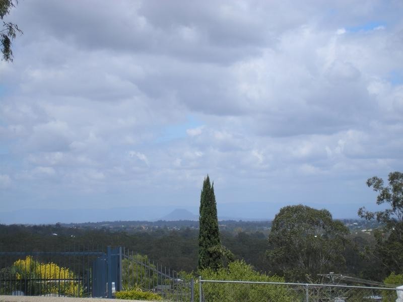 90B Braeside Road, Bundamba QLD 4304
