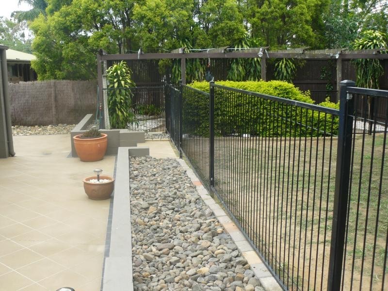 4 Churchill Street, Churchill QLD 4305