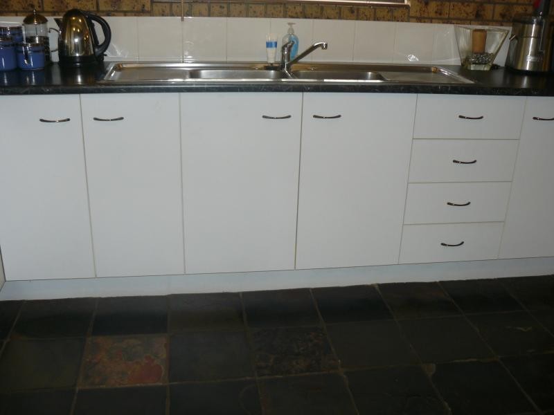 4 Churchill Street, Churchill QLD 4305