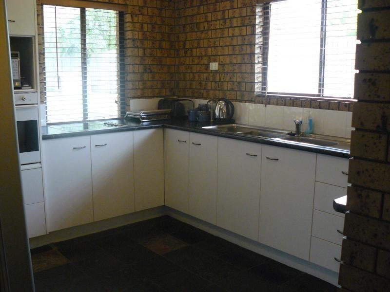 4 Churchill Street, Churchill QLD 4305