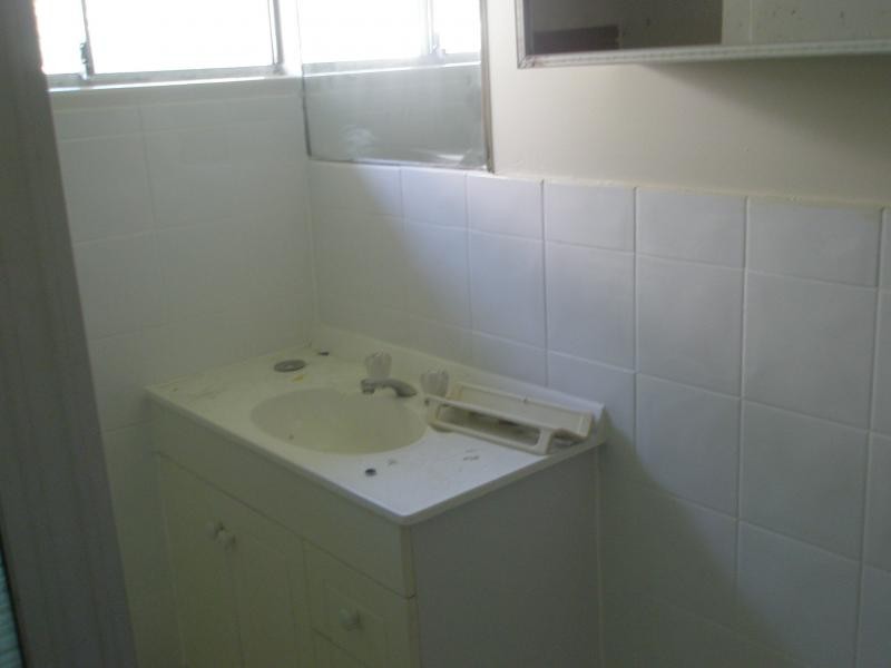 14 Oak Street, Bundamba QLD 4304