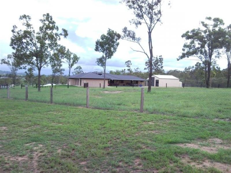 12 Senior Court, Kensington Grove QLD 4341