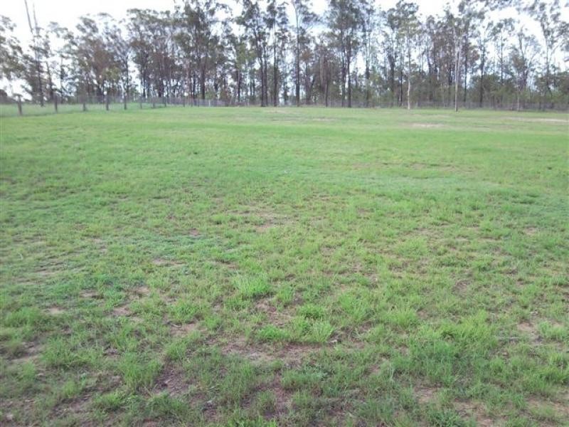 12 Senior Court, Kensington Grove QLD 4341