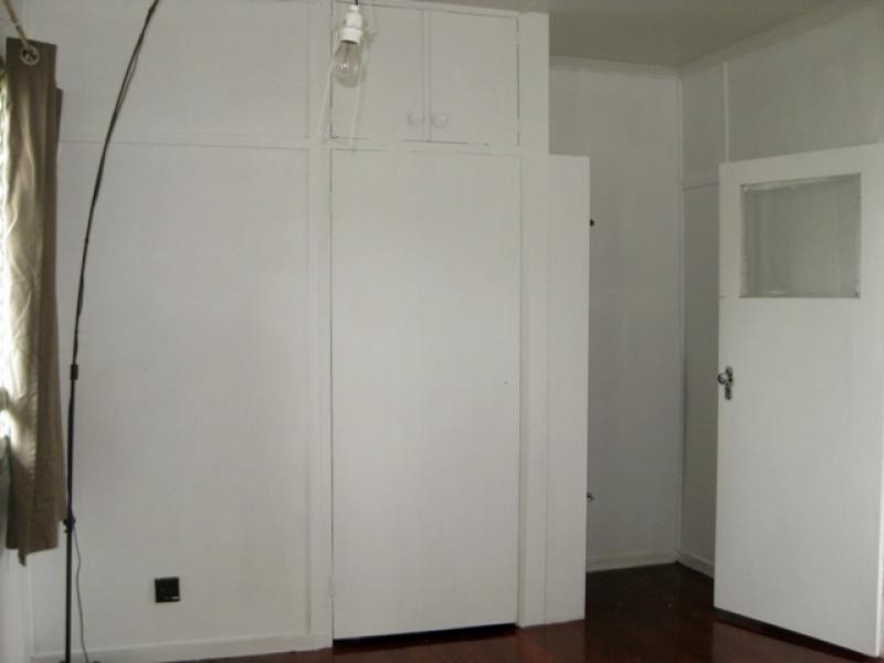 8 Schelbach Street, Booval QLD 4304