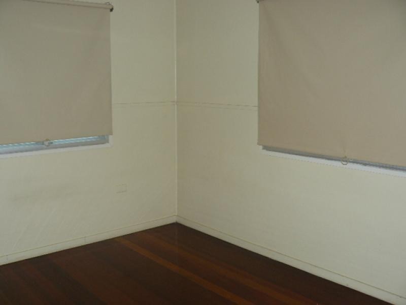 72 Aspinall Street, Leichhardt QLD 4305