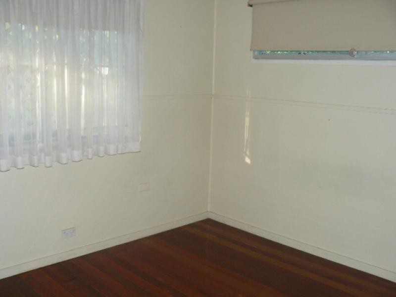 72 Aspinall Street, Leichhardt QLD 4305