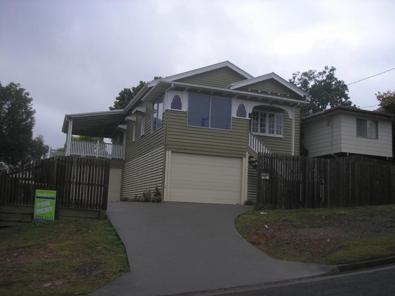 2c McMahon Street, Bundamba QLD 4304