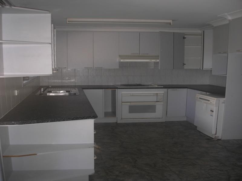 25 Lance Drive, Flinders View QLD 4305