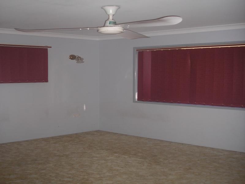 25 Lance Drive, Flinders View QLD 4305