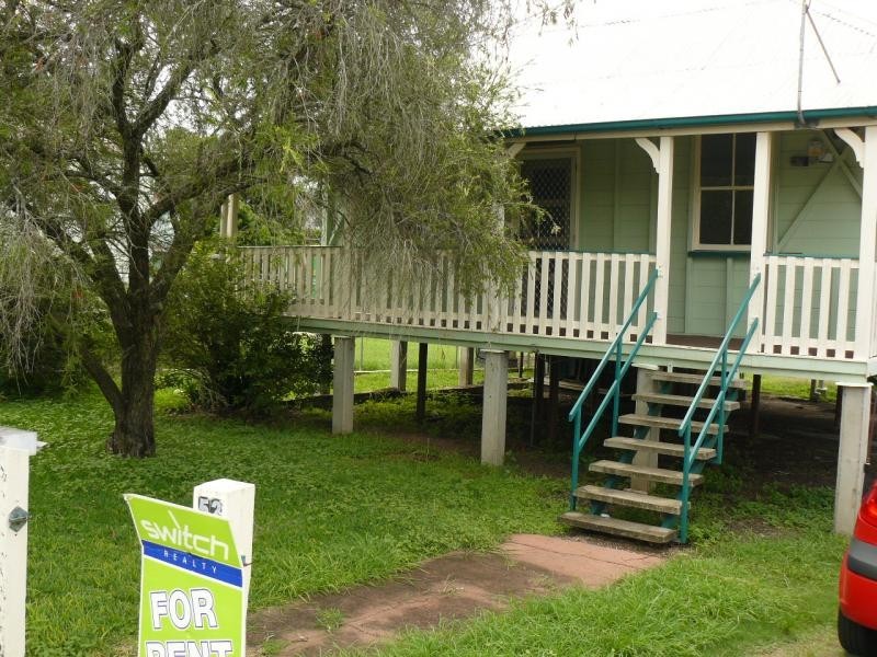 52 Railway Street, Booval QLD 4304