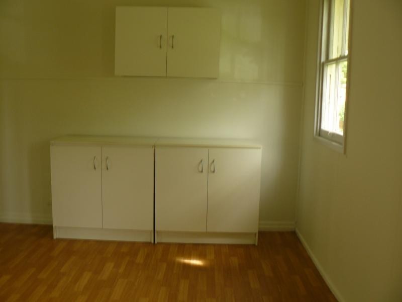 52 Railway Street, Booval QLD 4304