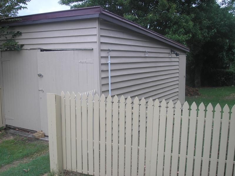 7 Quarry Street, Ipswich QLD 4305