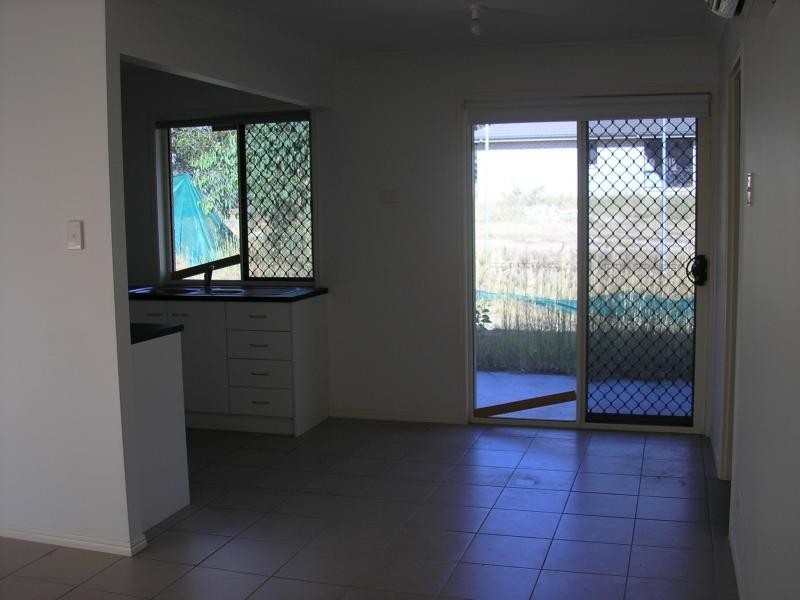 16 Dossie Street, Riverview QLD 4303