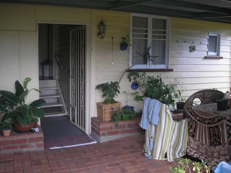 33 Teape Street, Silkstone QLD 4304