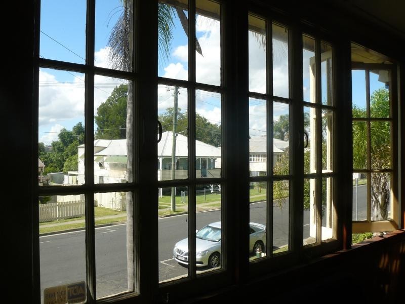 1 Siemons Street, One Mile QLD 4305