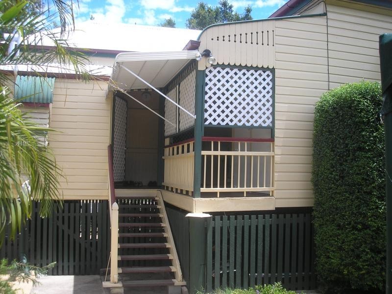 52 Thorn Street, Ipswich QLD 4305