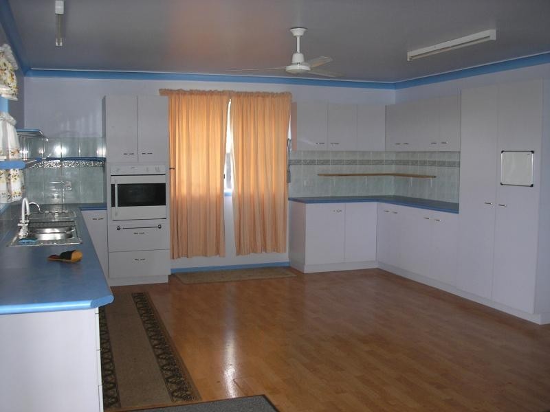 286 Warwick Road, Churchill QLD 4305