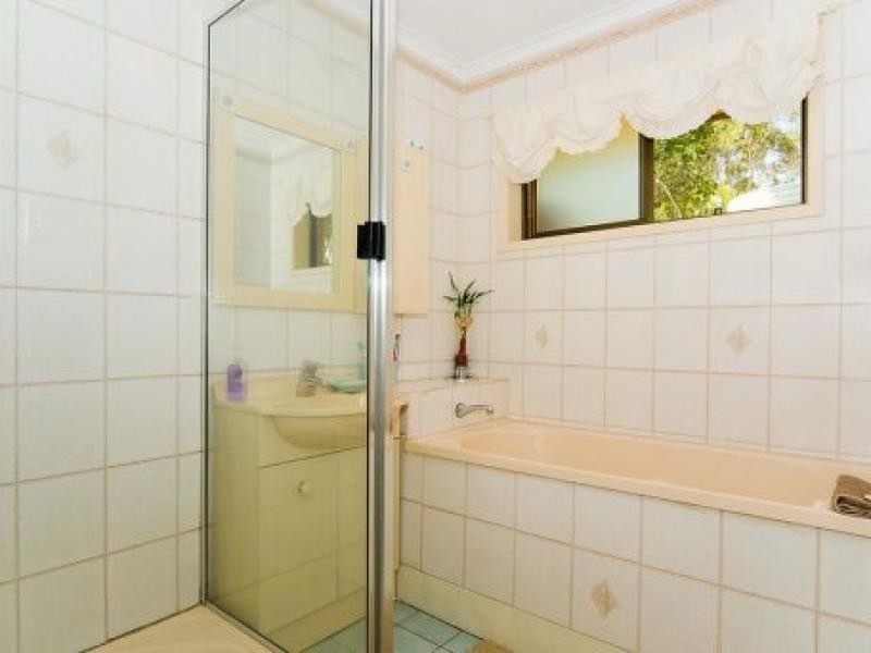 11 Glyn Court, Redbank Plains QLD 4301