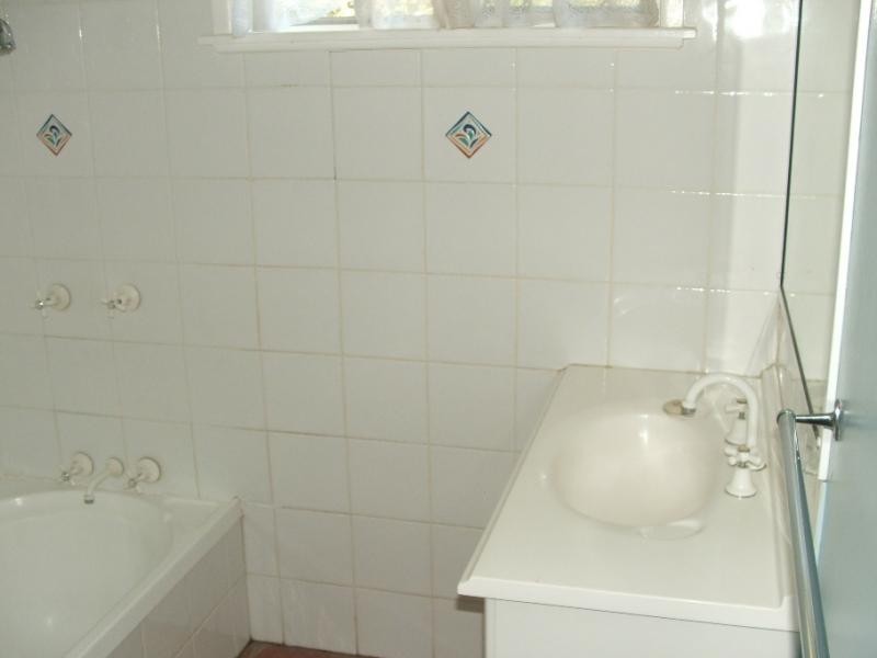 243 Whitehill Road, Raceview QLD 4305