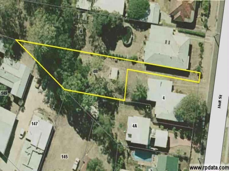 4b Holt Street, Brassall QLD 4305