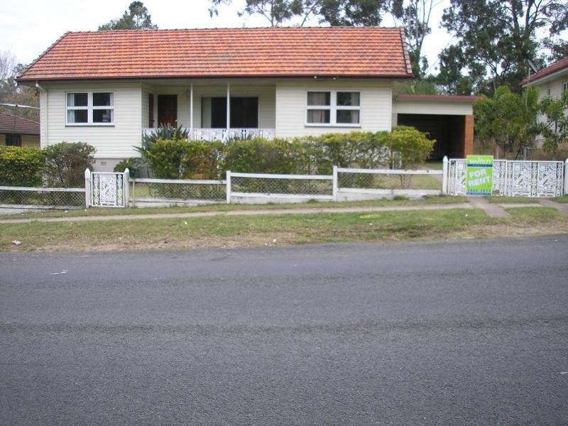 138 Pine Mountain Rd, Brassall QLD 4305