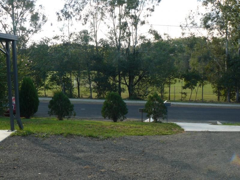 8a Gregory St, Wulkuraka QLD 4305