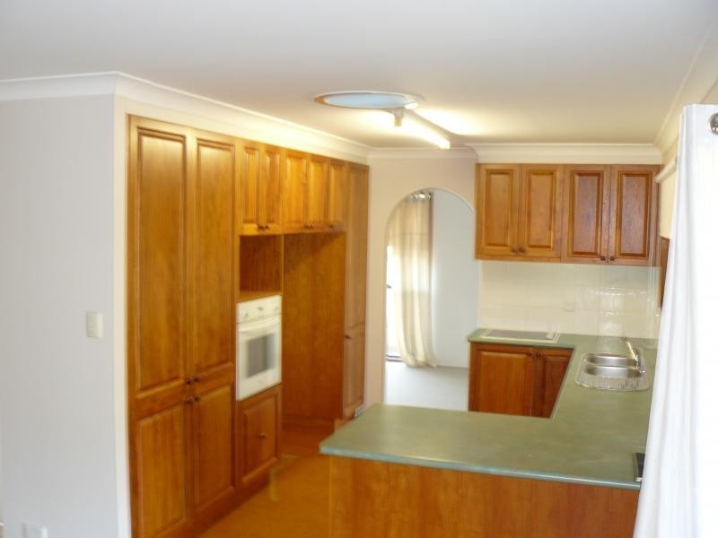 8a Gregory St, Wulkuraka QLD 4305