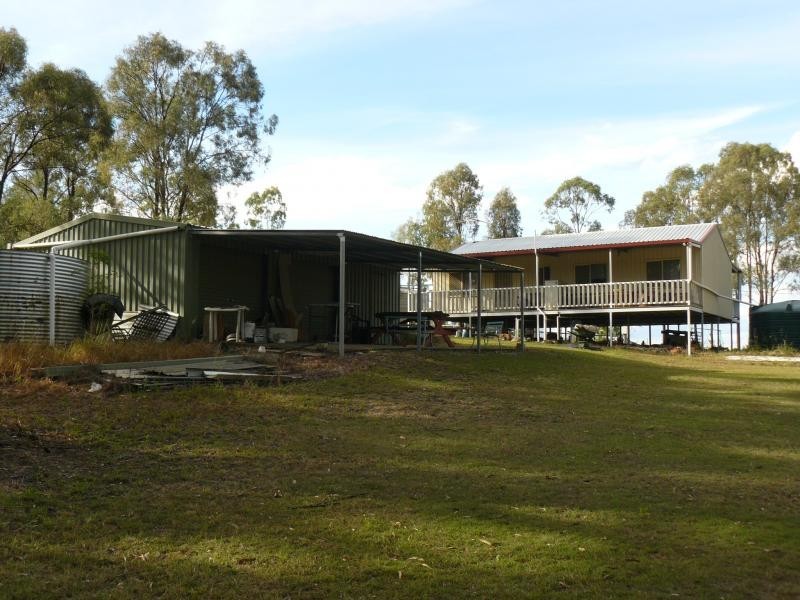 67 Australia II Dr, Kensington Grove QLD 4341