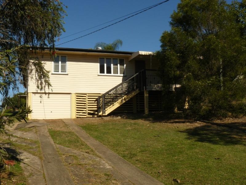 71 Simmons Rd, North Ipswich QLD 4305
