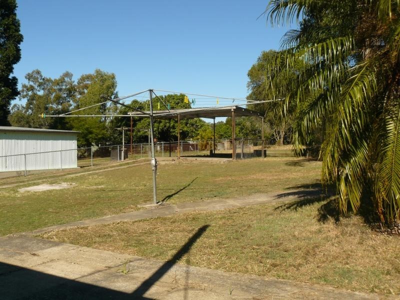 71 Simmons Rd, North Ipswich QLD 4305