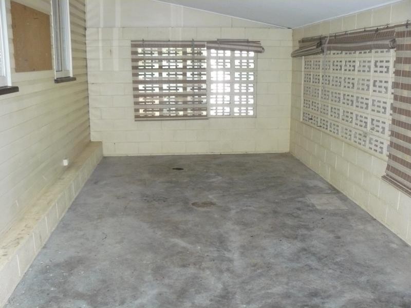 71 Simmons Rd, North Ipswich QLD 4305