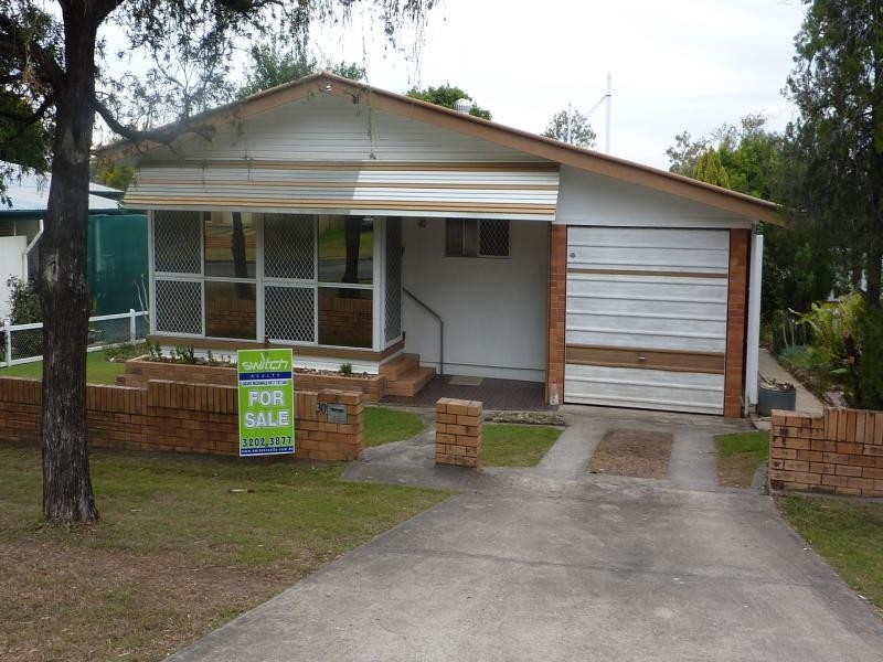 30 Jellicoe Street, Brassall QLD 4305