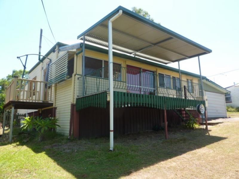 42 Barclay Street, Bundamba QLD 4304